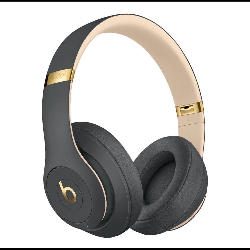 Beats Studio3 Wireless Noise Cancelling Headphones